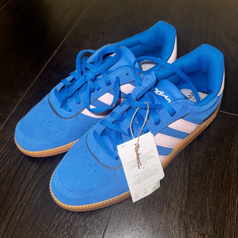 Adidas Women's Breaknet Sleek sneaker